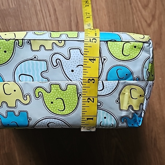 Thirty-One Insulated Lunch Bag Tote Cheeky Elephant Monogrammed "O" - Picture 5 of 11